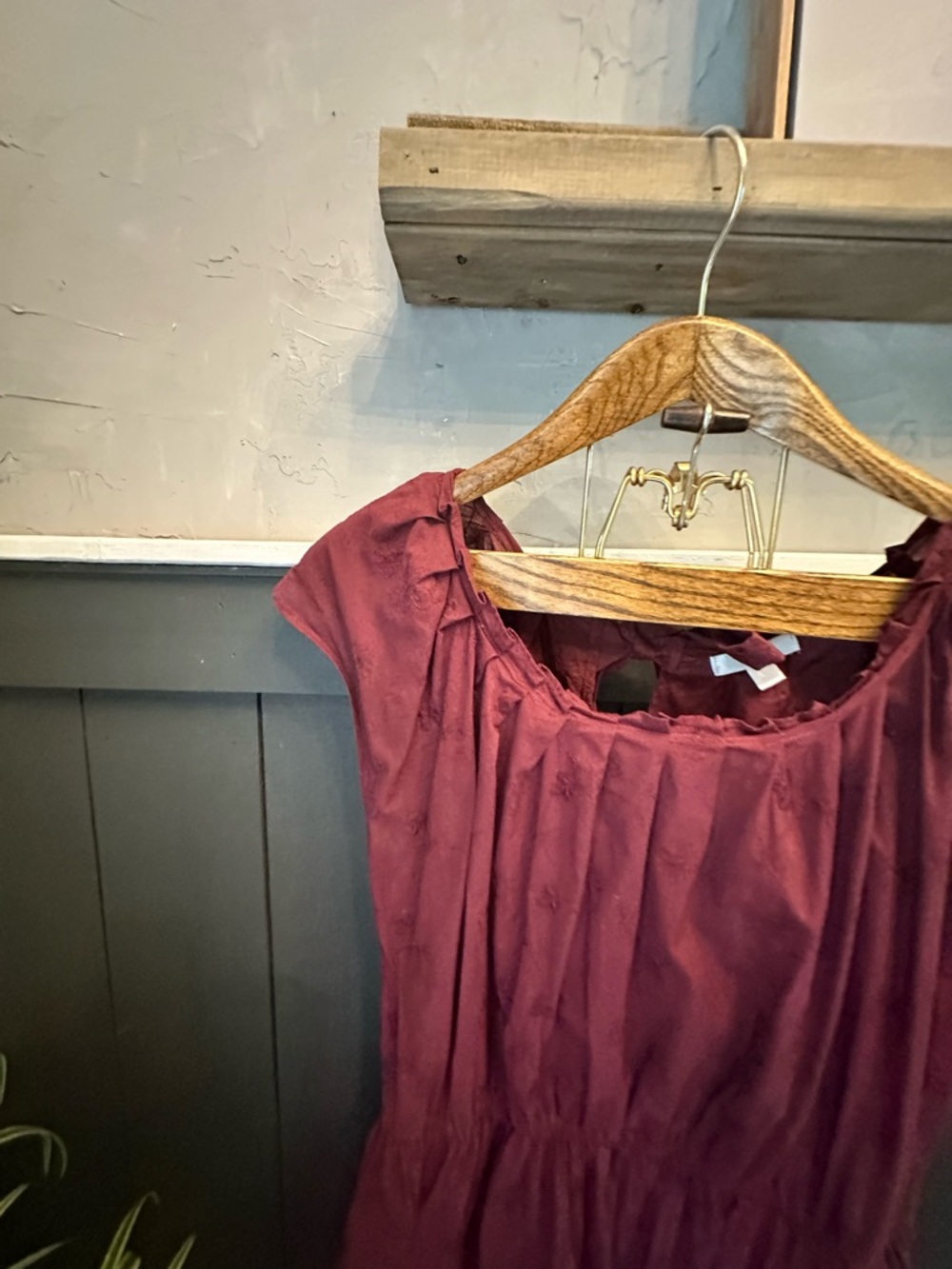 Lauren Conrad Maroon Berry Cap Sleeve Tie Back Dress Size L Flowy Fit & Flare Mi - Picture 5 of 13